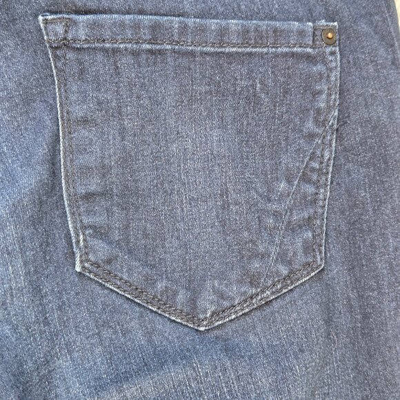 DKNY Size 14 Womens' Denim Blue Jeans Straight Leg Zip Front Pockets Dark Wash - Picture 9 of 12